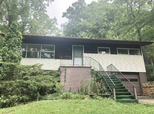 1524 Woodland Ln, Huntington, WV 25704