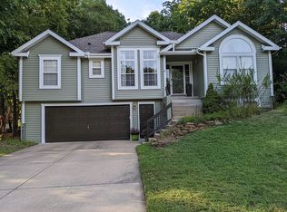 2010 NW 58th St, Kansas City, MO 64151