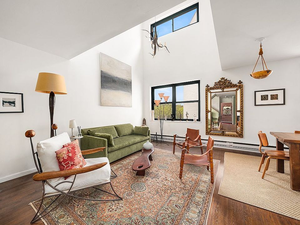 1st image of 634 Washington St APT 4B
