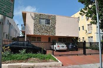 1st image of 818 Meridian Ave APT 7