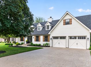 8517 Arizona Trl, Willow Springs, IL 60480