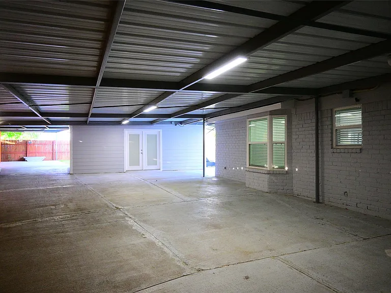 10203 Huntington Way Dr — Photo 23