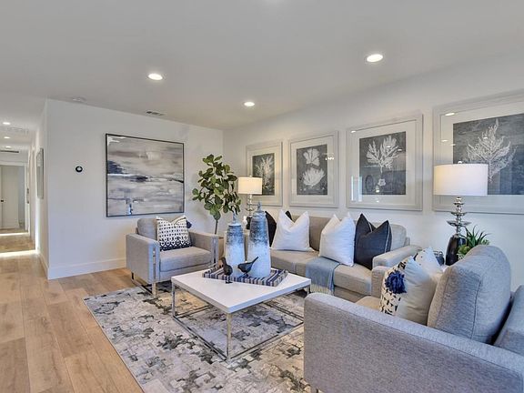 3rd image of 120 Las Astas Dr