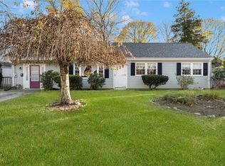 14 Pensacola St, Warwick, RI 02888