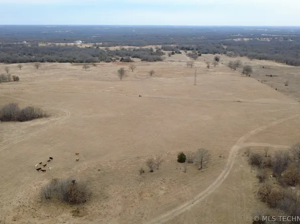 4377 Cheek Rd, Lone Grove, OK 73443