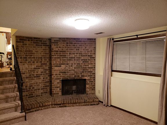 Living Room and Entry