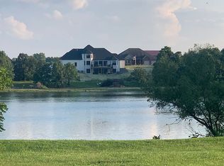 9998 Waters Edge Dr, Elberfeld, IN 47613