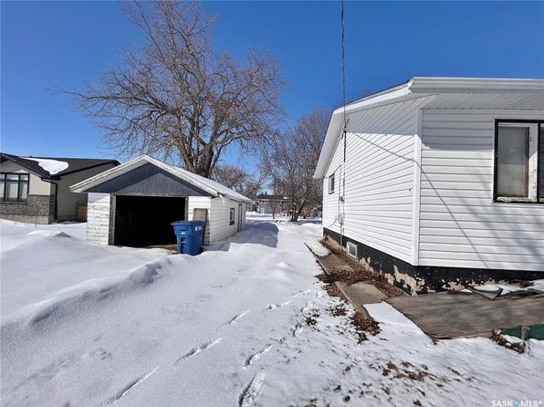 316 2nd AVENUE N, Wapella, SK S0G 4Z0