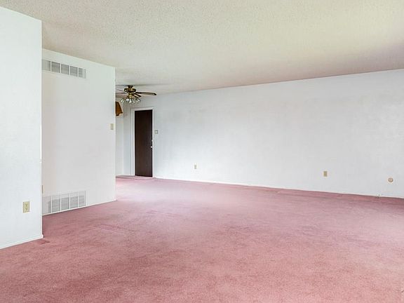 5th image of 1760 Rosevale Ct
