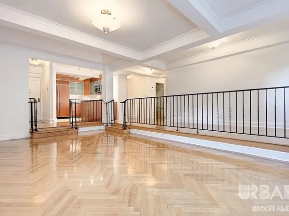 10 West 74th Street image 3 of 16