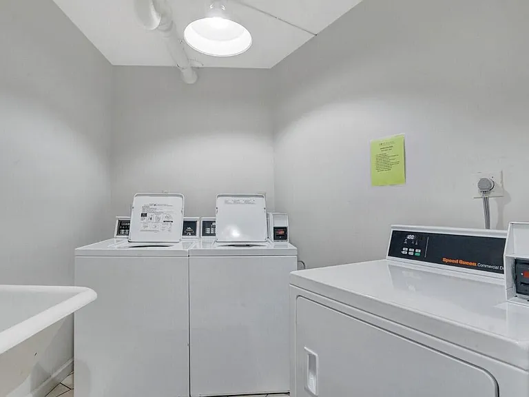 2600 N Flagler Dr #413 — Photo 17