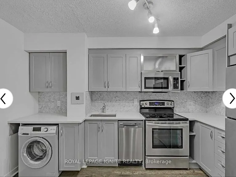 2464 Weston Rd #508 — Photo 2