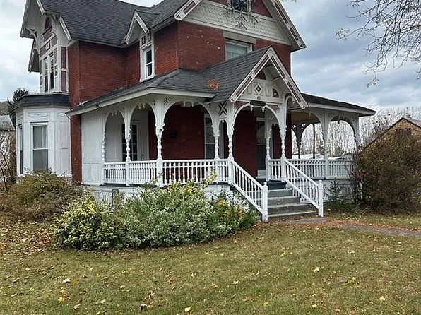 45 W Main St, Canisteo, NY 14823