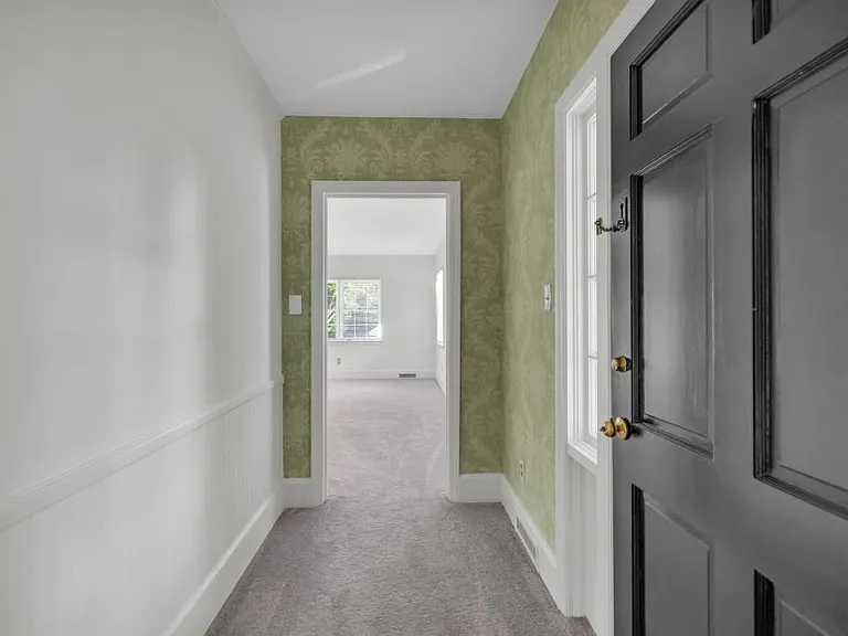 205 Blyth Ave #B — Photo 5