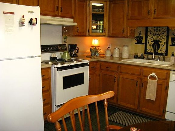 4th image of 1427 Anita Ct