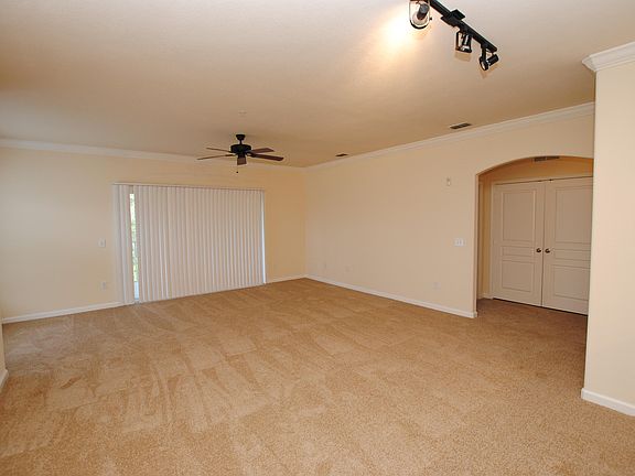 4th image of 8290 Gate Pkwy W Unit 520