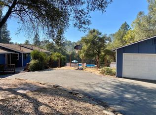 4255 Canyon Valley Rd, Diamond Springs, CA 95619