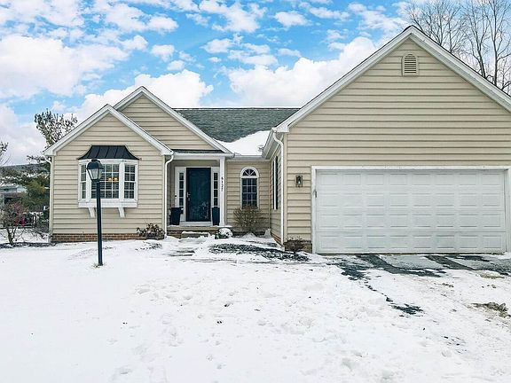 3rd image of 6127 Wentworth Ct