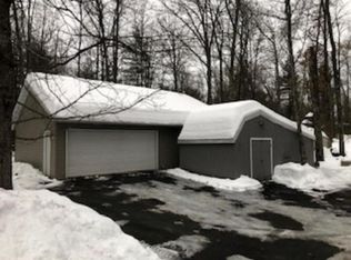 11747 Tracey Ln, Crivitz, WI 54114