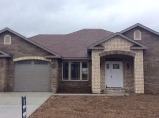 1319 Thayer Rd, Jefferson City, MO 65101