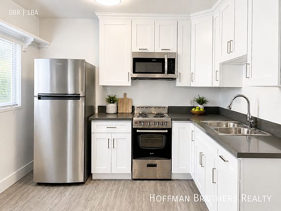 3rd image of 30 Horizon Ave APT 6