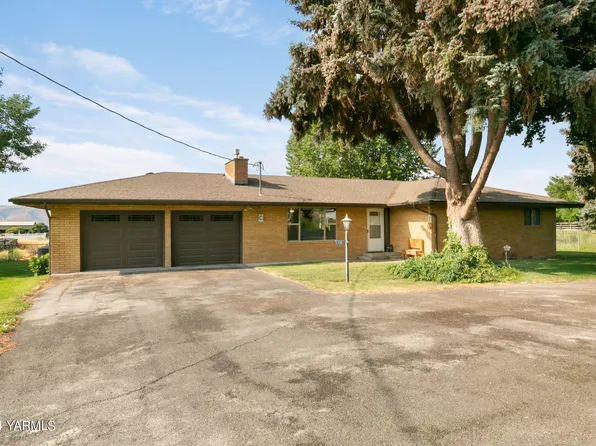 1410 Nagler Rd, Selah, WA 98942