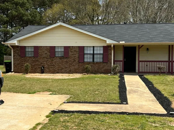 971-973 Clark Dr, Ellenwood, GA 30294