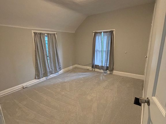 4th image of 43 N Main St APT 2