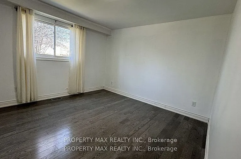 30 Glenabbey Dr #BASEMENT — Photo 19