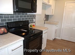 5th image of 435 Northwoods Dr