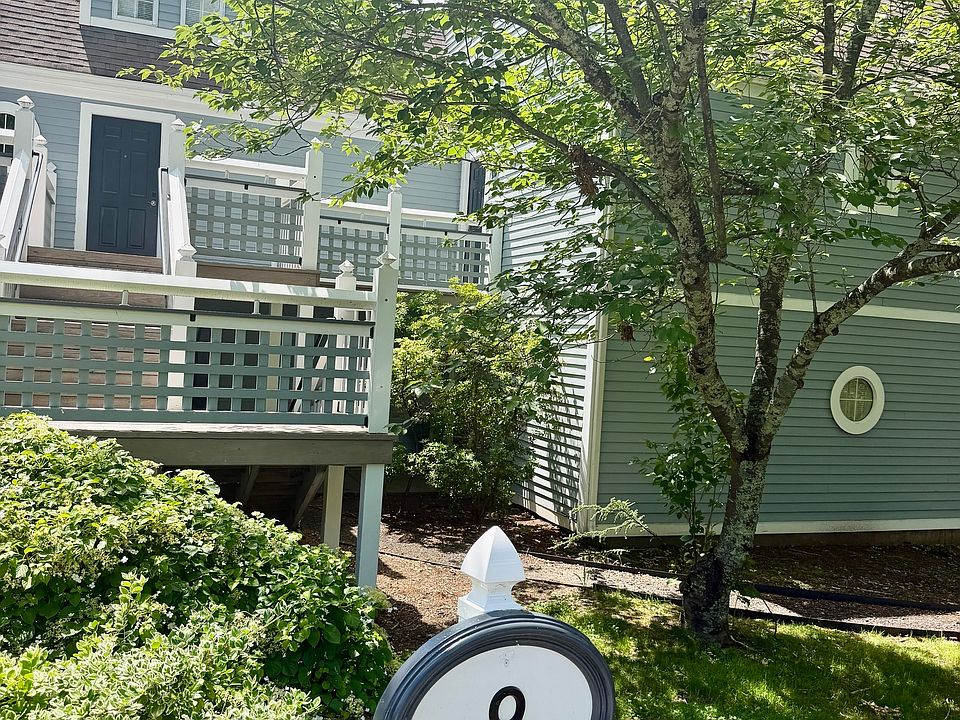 1st image of 924 Old Pond Lane #924