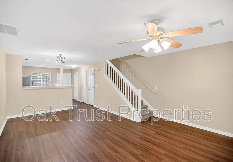 1001 Elm Hall Cir — Photo 10