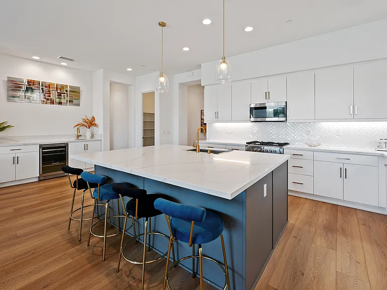 80262 Champions Way — Photo 14