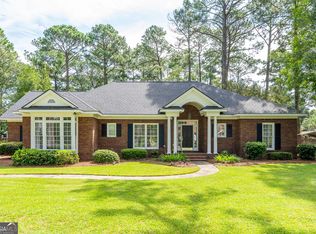 1088 Lynn Dr, Waycross, GA 31503