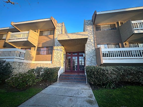 2nd image of 730 Cory Dr #G