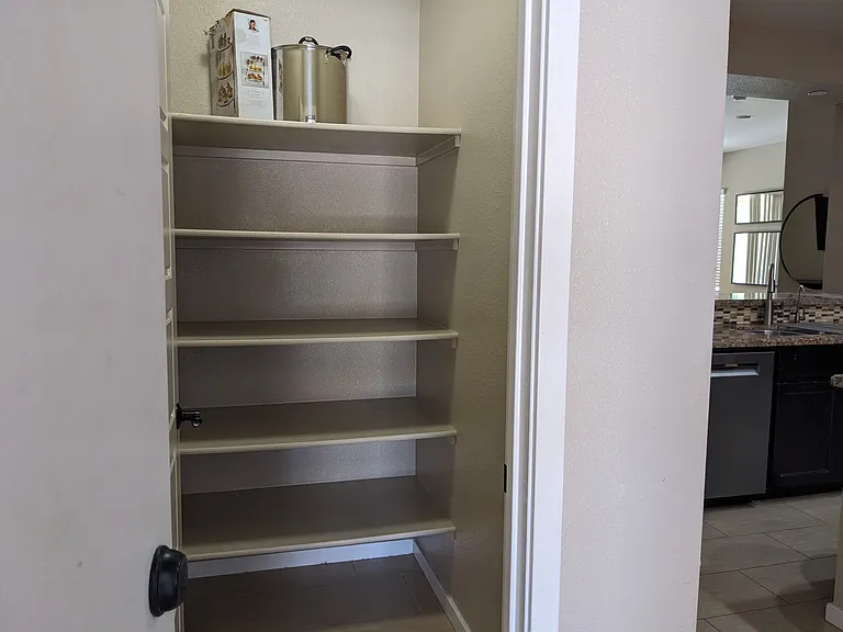 283 E Jade Dr — Photo 9