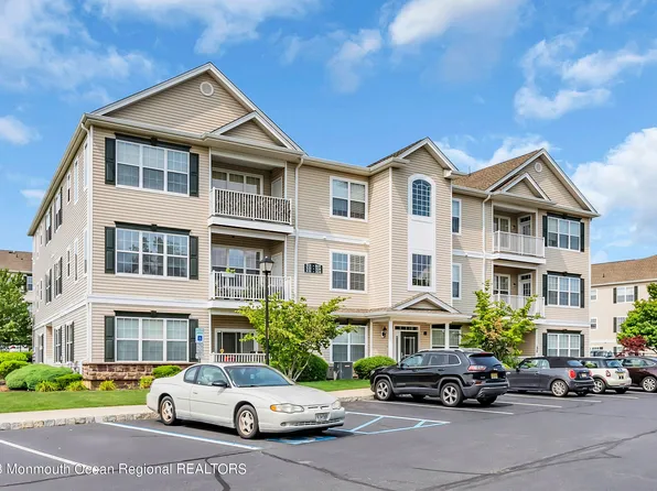 522 Mill Pond Way, Eatontown, NJ 07724