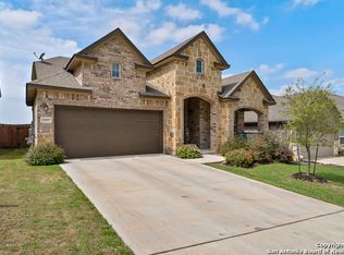 21927 Akin Byu, San Antonio, TX 78261