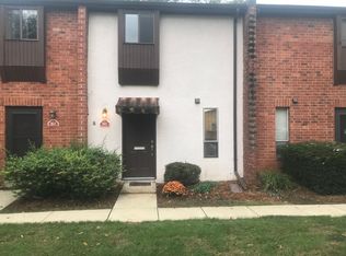 86 Lancelot Ln, Westerville, OH 43081