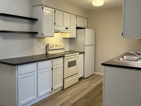 4th image of 1680 5th Ave #2