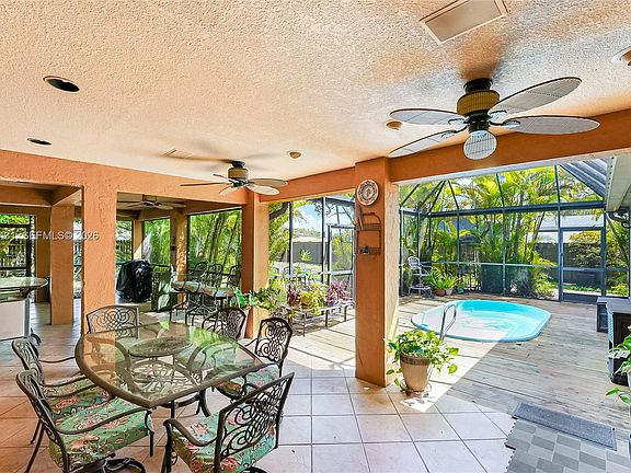 5th image of 28101 SW 161st Ave