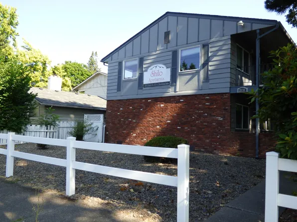 Shilo Apartments, 2131 Center St NE APT 8, Salem, OR 97301
