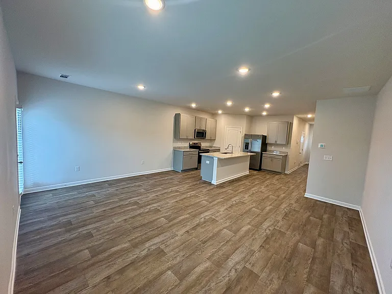5252 Magnolia Grove Way — Photo 2