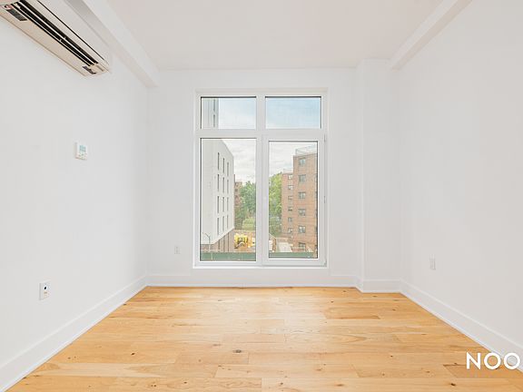 4th image of 26-41 3rd St #709