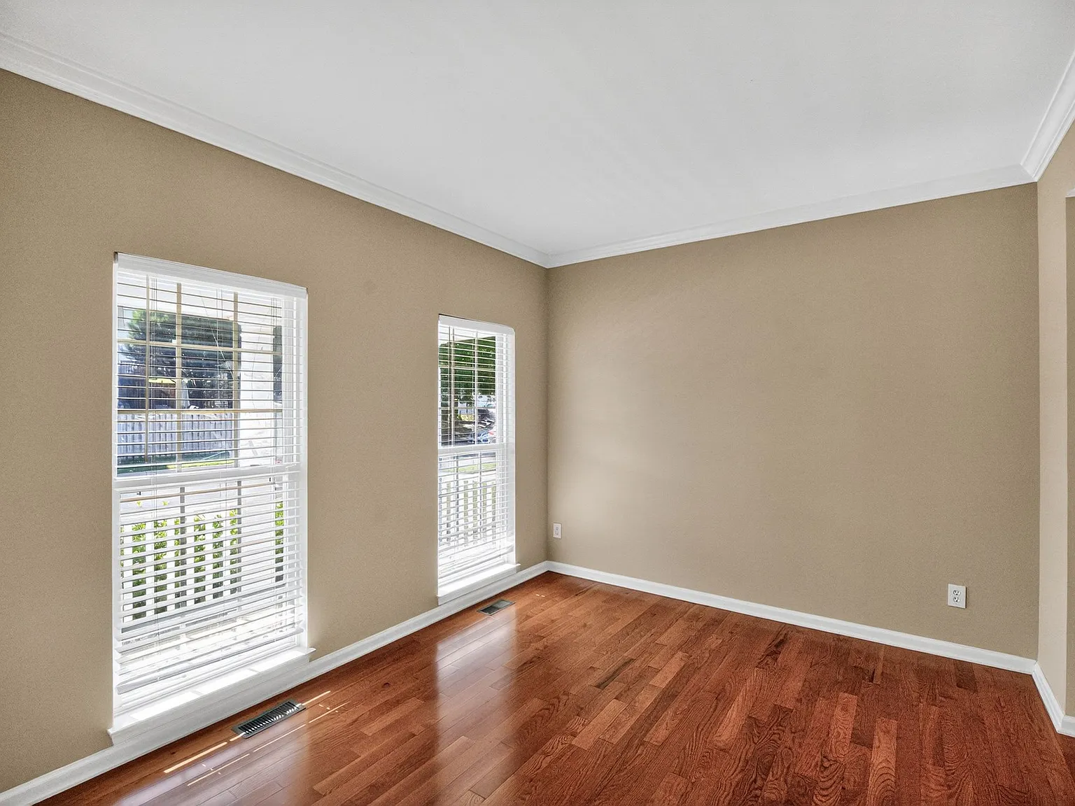 7300 Early Marker Court — Photo 2
