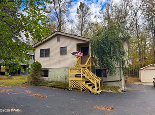 14 Grandview Dr, Lake Ariel, PA