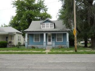 1702 S 10th St, Saint Joseph, MO 64503