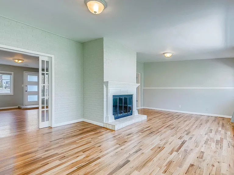 3358 S Emerson St — Photo 11