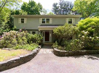 40 Darroch Rd, Delmar, NY 12054