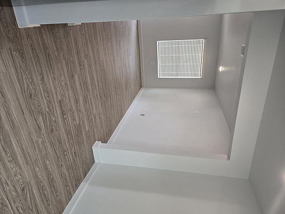 5th image of 635 7th St SW #2-2103